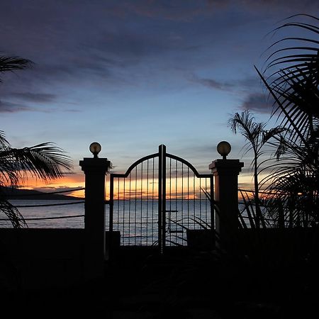 The Wilsons' Shangrila Bed and Breakfast Dumaguete City Buitenkant foto