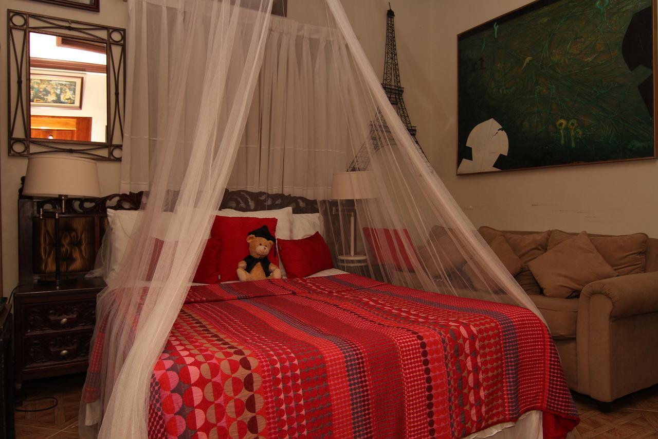 The Wilsons' Shangrila Bed and Breakfast Dumaguete City Buitenkant foto